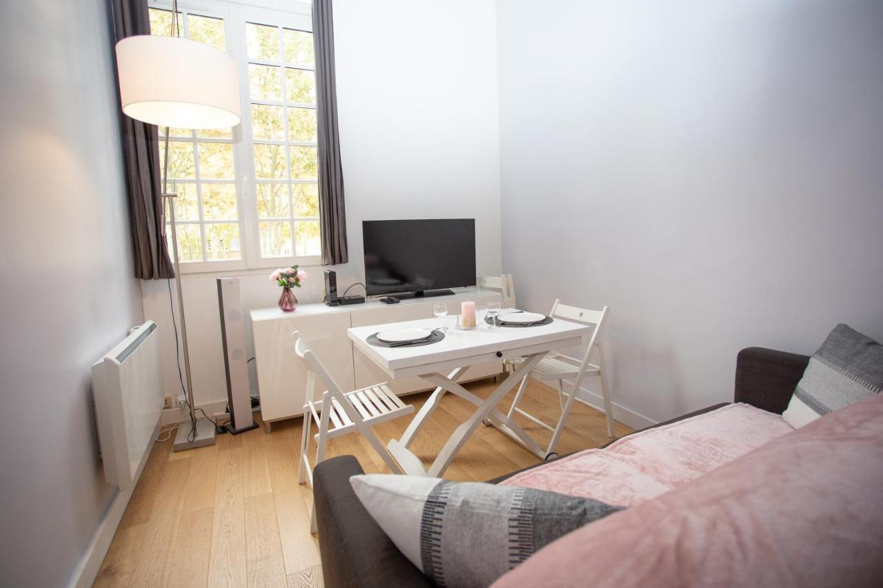 Le Duplex Apartment Versailles Exterior foto